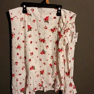Ruffle floral mini skirt nwt